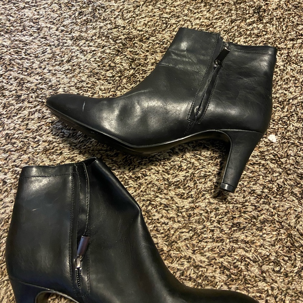 high heel boots